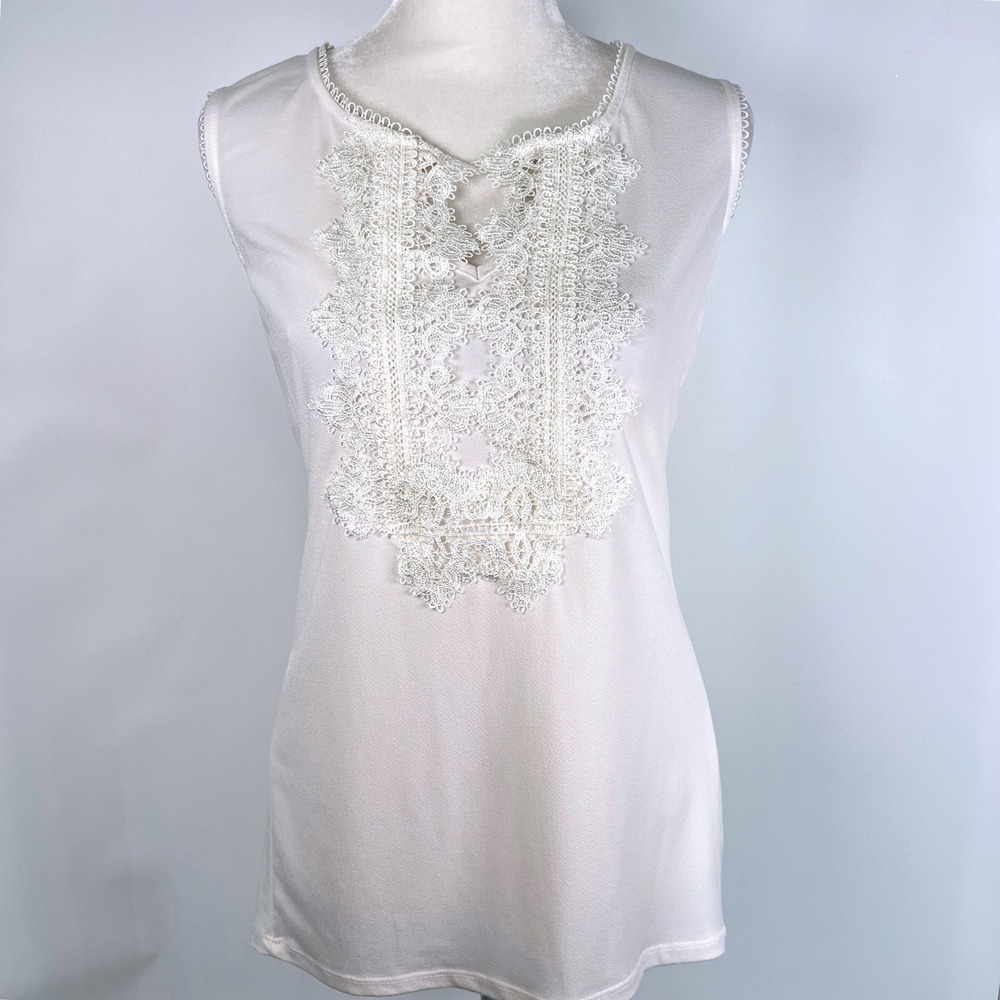 Roz & Ali Womens White Lacey Sleeveless V-Neck Blouse Size Medium Layering